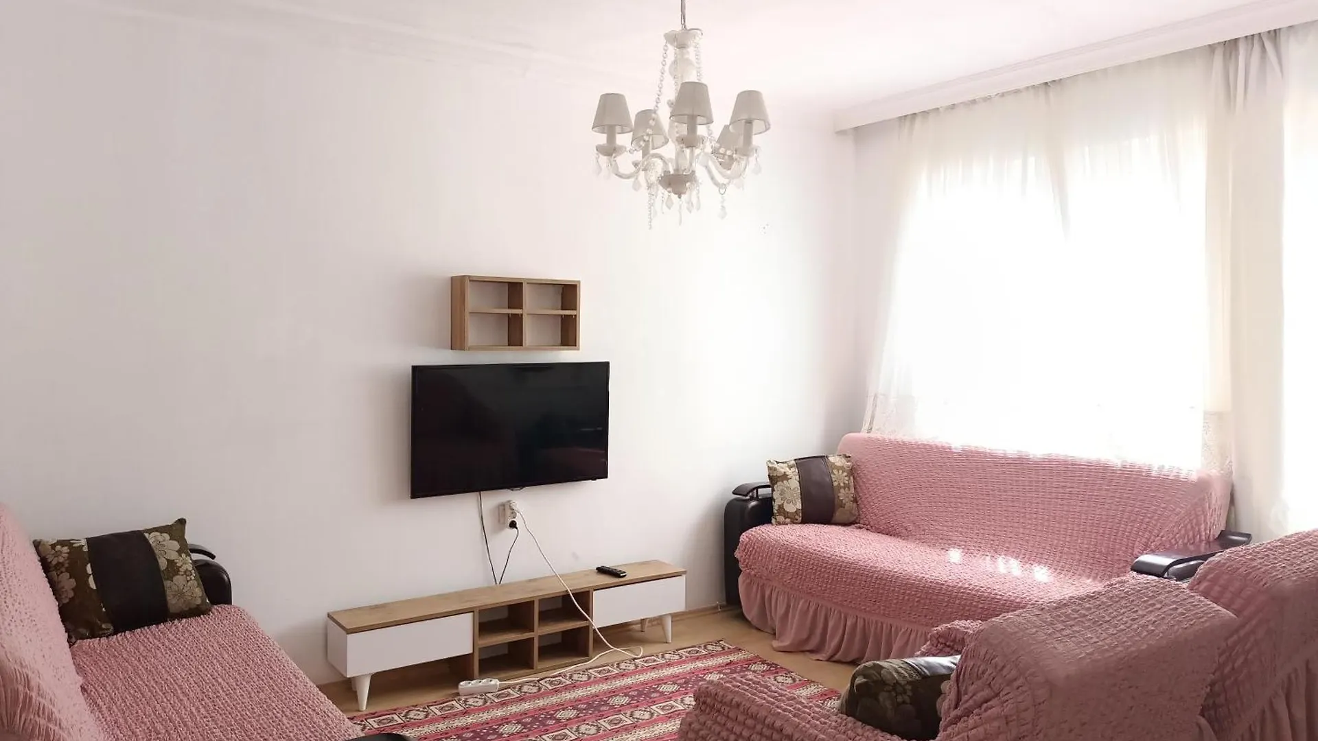 Havalimani Ve Lara Plaj Yakin. 1+1 Daire Lejlighed Antalya